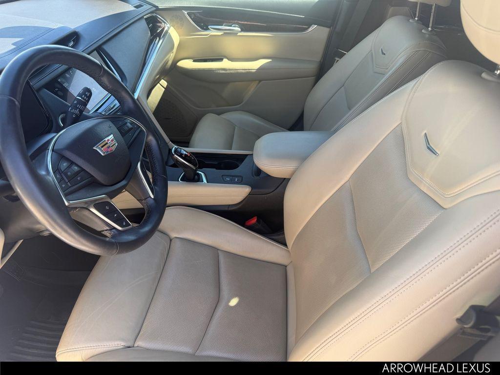 used 2017 Cadillac XT5 car, priced at $16,549