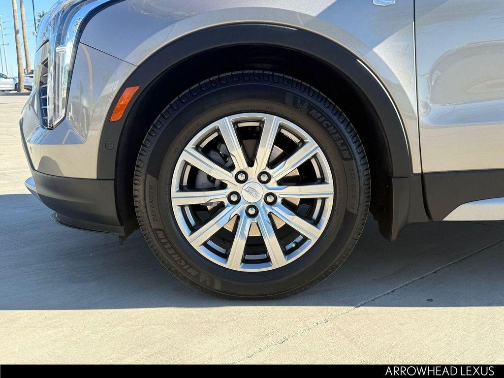 used 2022 Cadillac XT4 car, priced at $24,986