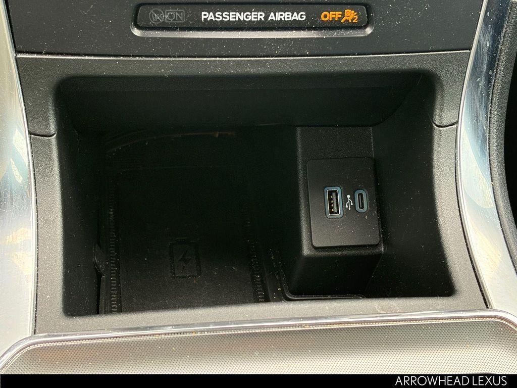 used 2024 Ford Edge car, priced at $33,461