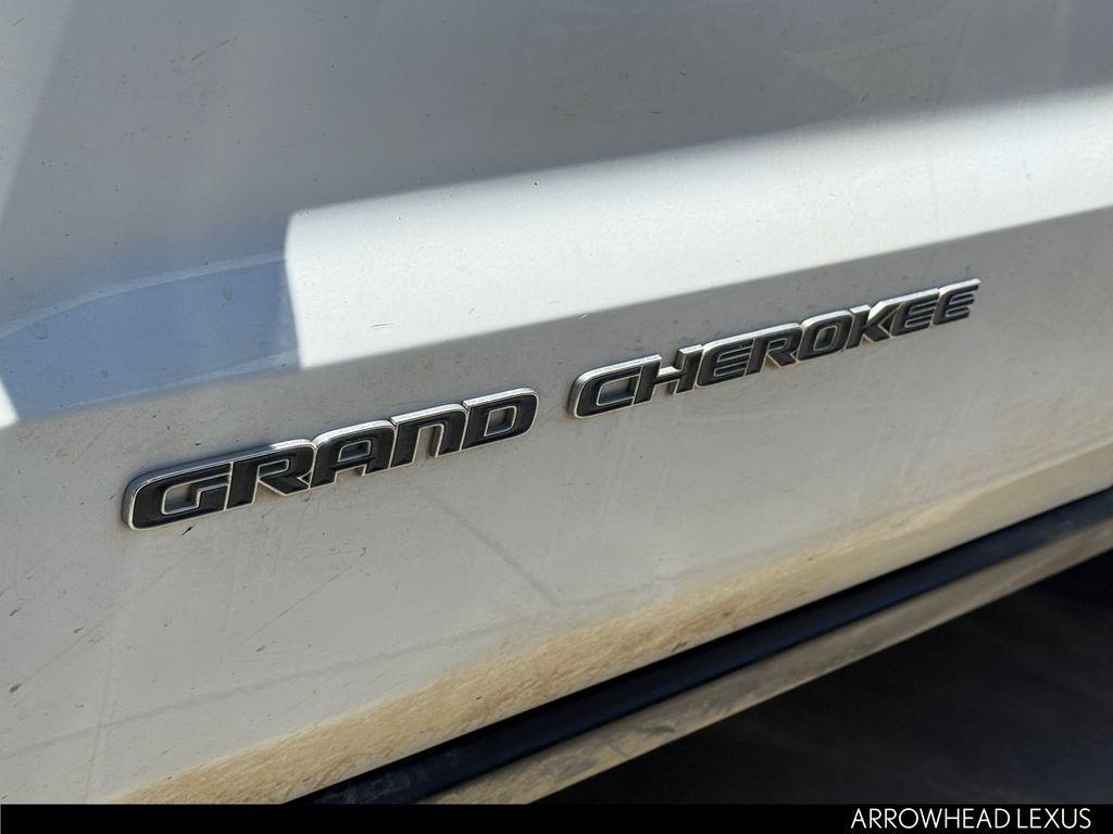 used 2017 Jeep Grand Cherokee car, priced at $12,605