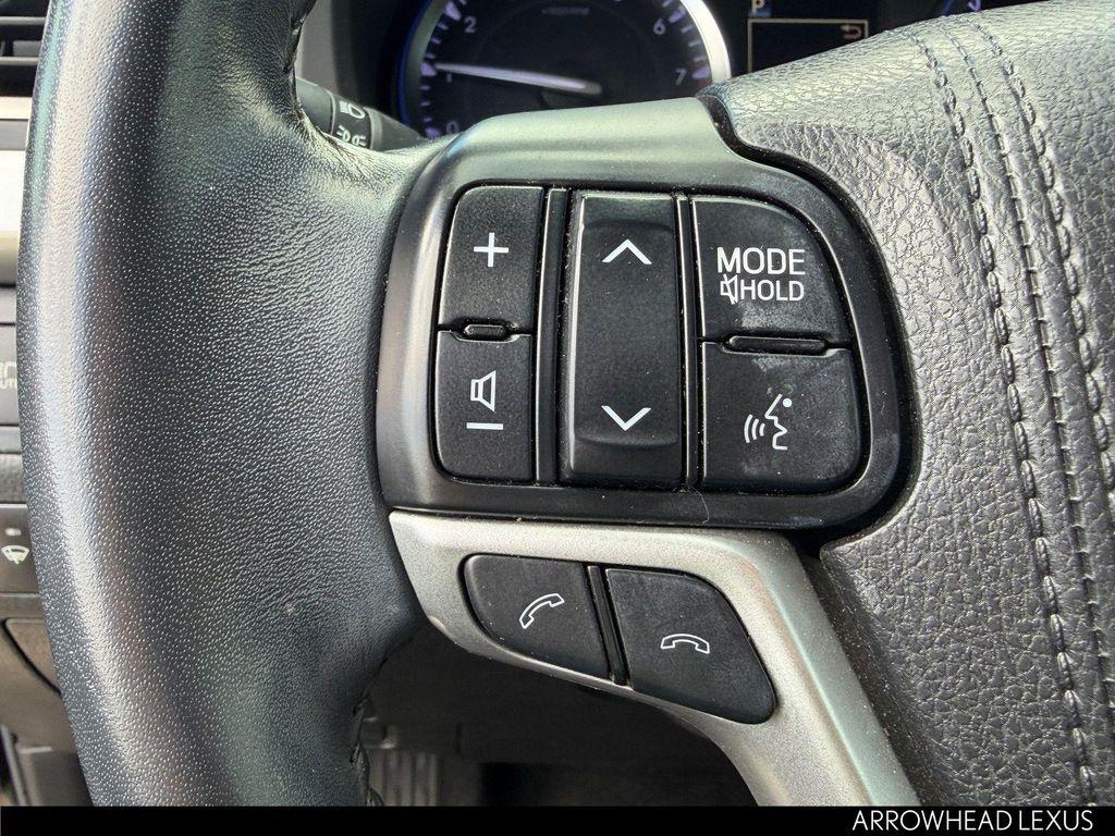 used 2018 Toyota Highlander car, priced at $23,580