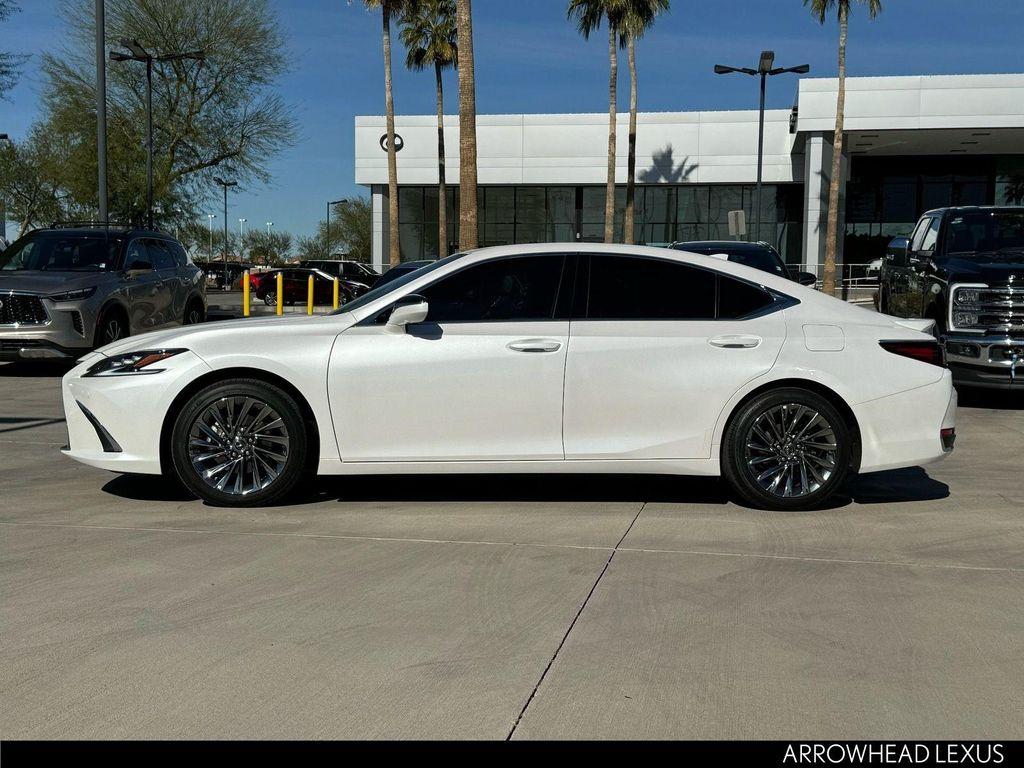 used 2025 Lexus ES 300h car, priced at $48,612