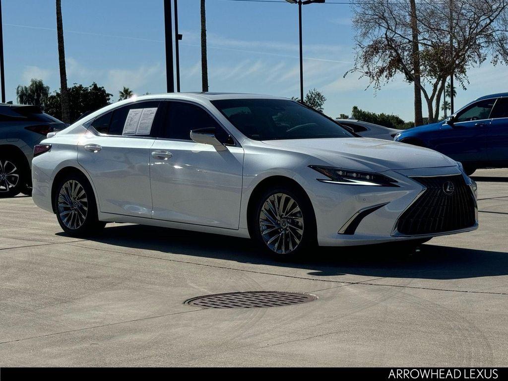 used 2025 Lexus ES 300h car, priced at $48,612