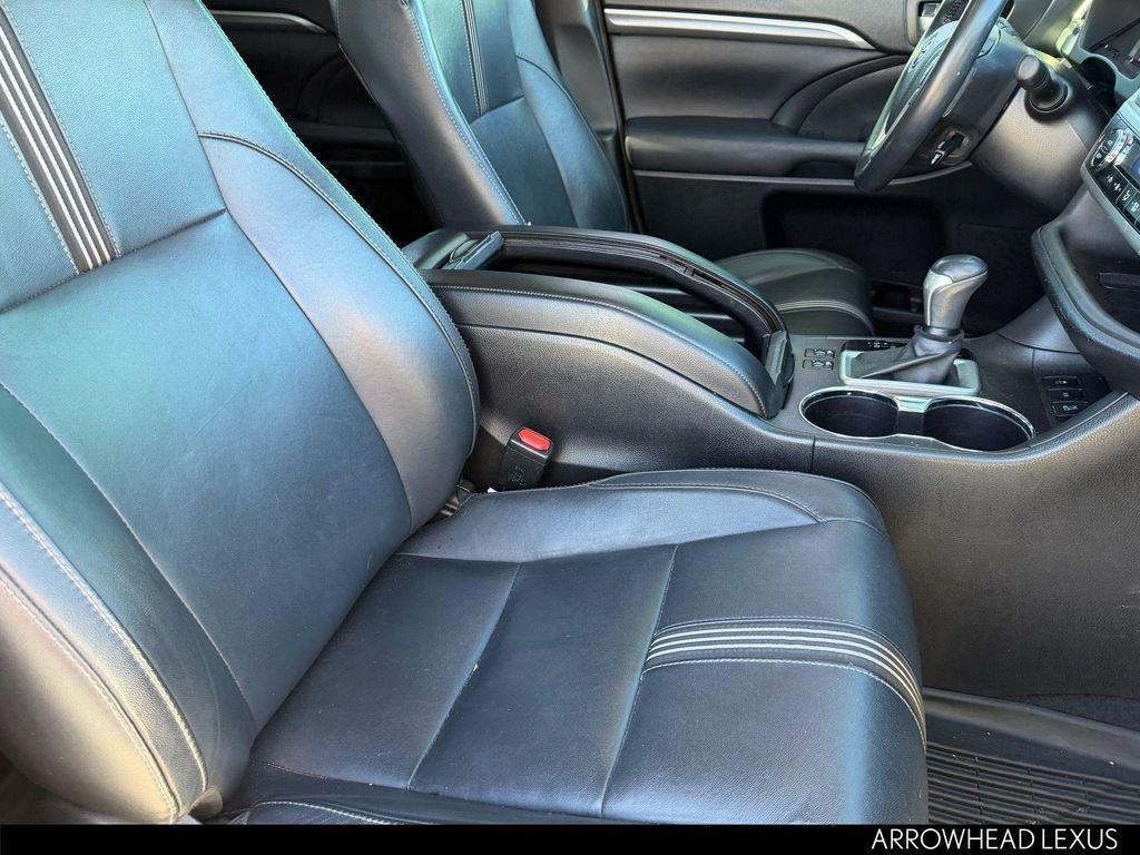 used 2017 Toyota Highlander car, priced at $26,400