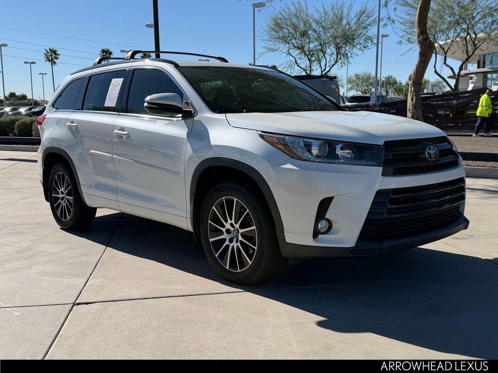 used 2017 Toyota Highlander car, priced at $26,400