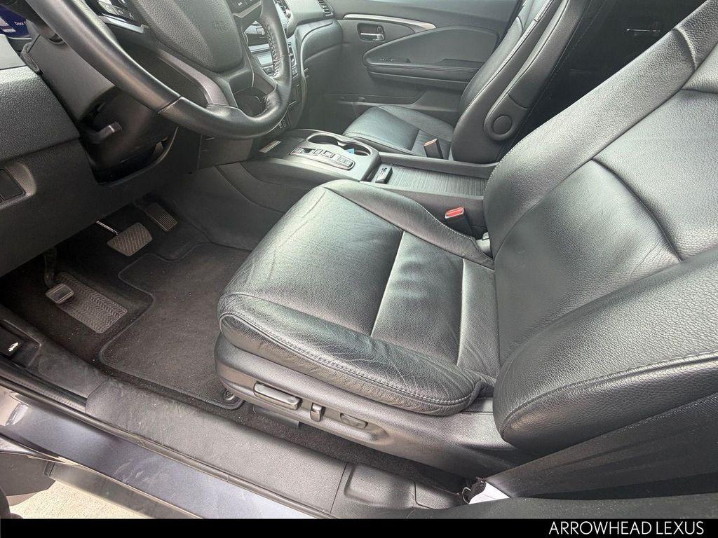 used 2022 Honda Pilot car, priced at $21,650