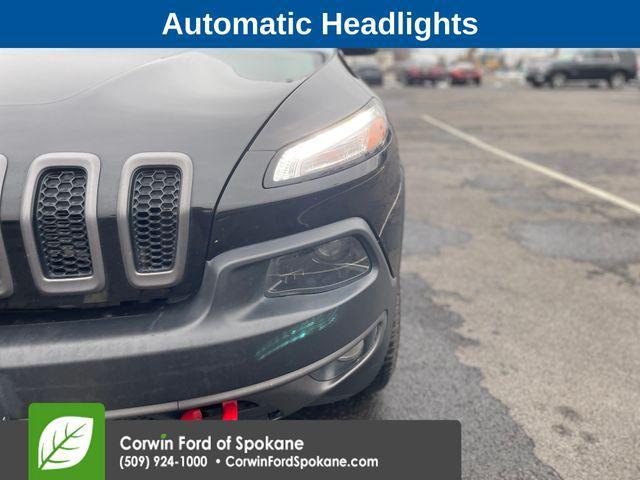 used 2018 Jeep Cherokee car, priced at $14,956