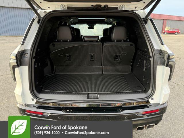 used 2024 Chevrolet Traverse car, priced at $46,989