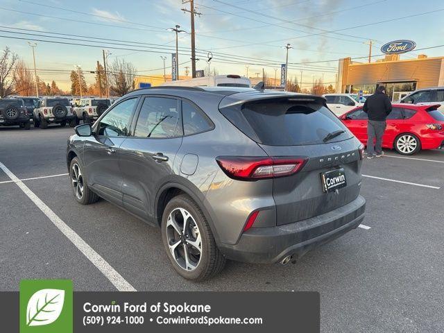 used 2025 Ford Escape car