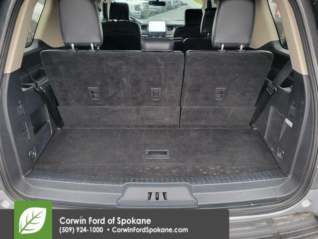 used 2024 Ford Expedition car, priced at $42,564