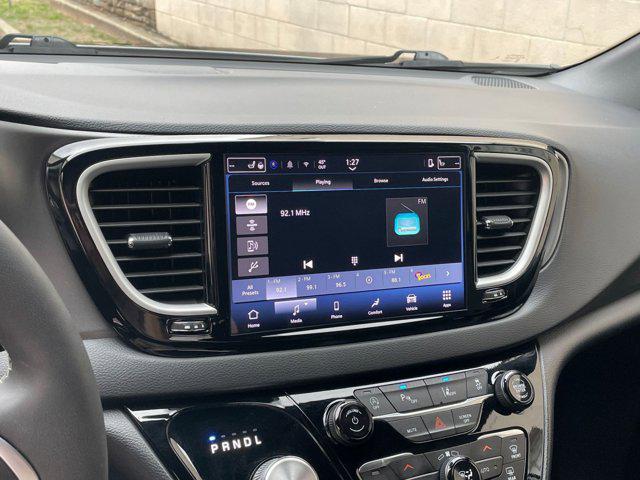 used 2025 Chrysler Pacifica car, priced at $29,393