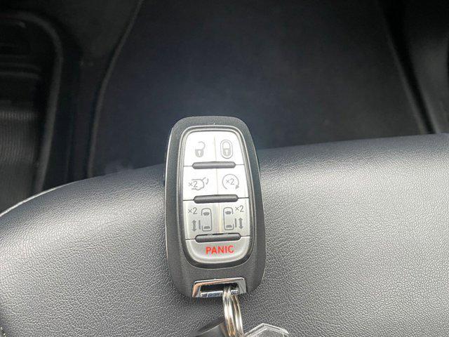 used 2025 Chrysler Pacifica car, priced at $29,393