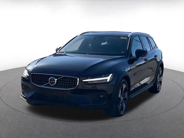 used 2025 Volvo V60 Cross Country car, priced at $32,043