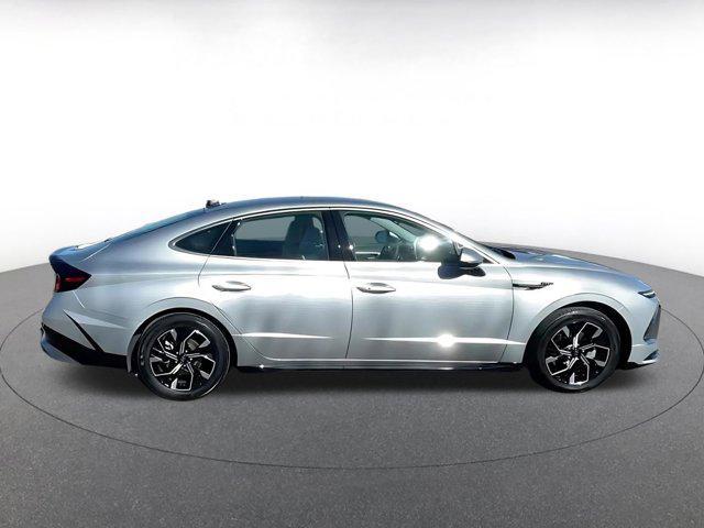 used 2025 Hyundai Sonata car, priced at $23,202