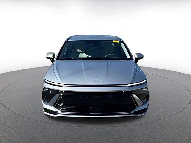 used 2025 Hyundai Sonata car, priced at $23,202