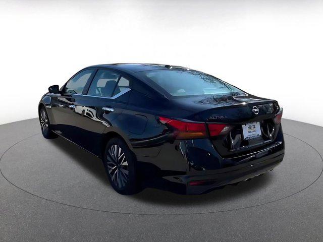 used 2025 Nissan Altima car, priced at $20,294
