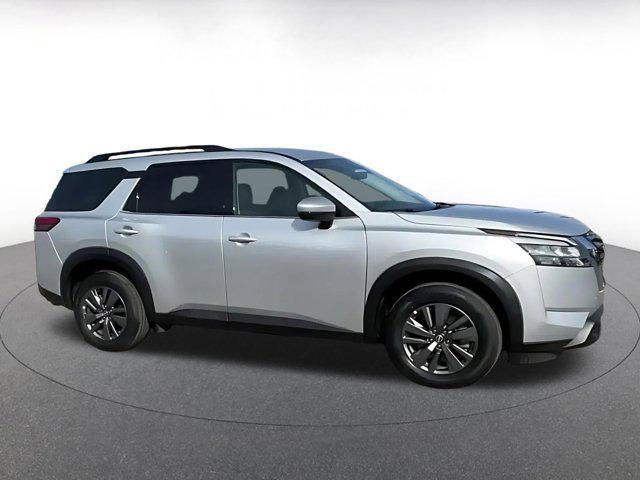 used 2025 Nissan Pathfinder car, priced at $29,723