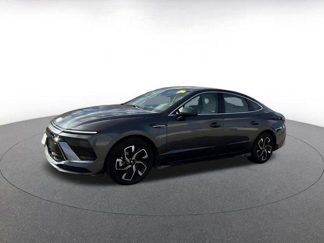 used 2025 Hyundai Sonata car, priced at $20,537