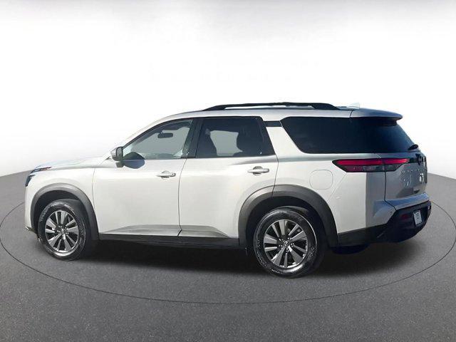 used 2025 Nissan Pathfinder car, priced at $30,038