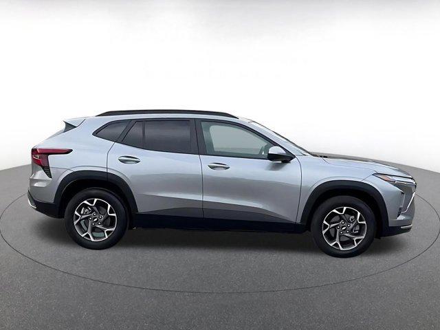 used 2025 Chevrolet Trax car, priced at $20,133