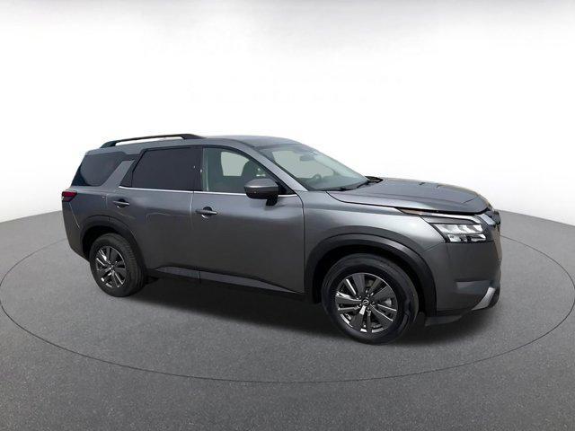 used 2025 Nissan Pathfinder car, priced at $29,933