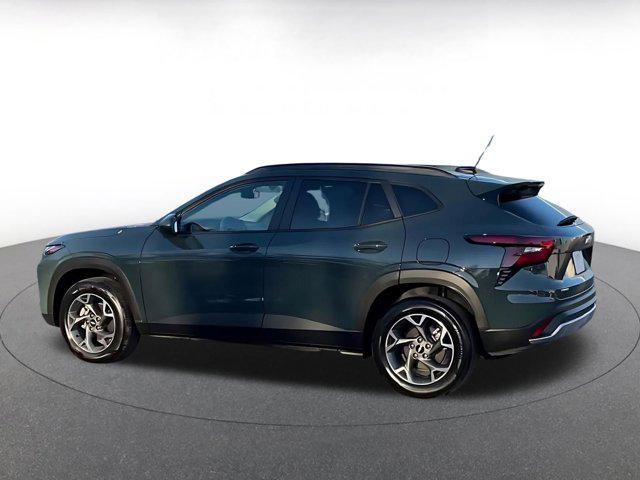 used 2025 Chevrolet Trax car, priced at $20,652