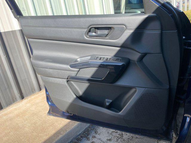 used 2025 Nissan Pathfinder car, priced at $29,512