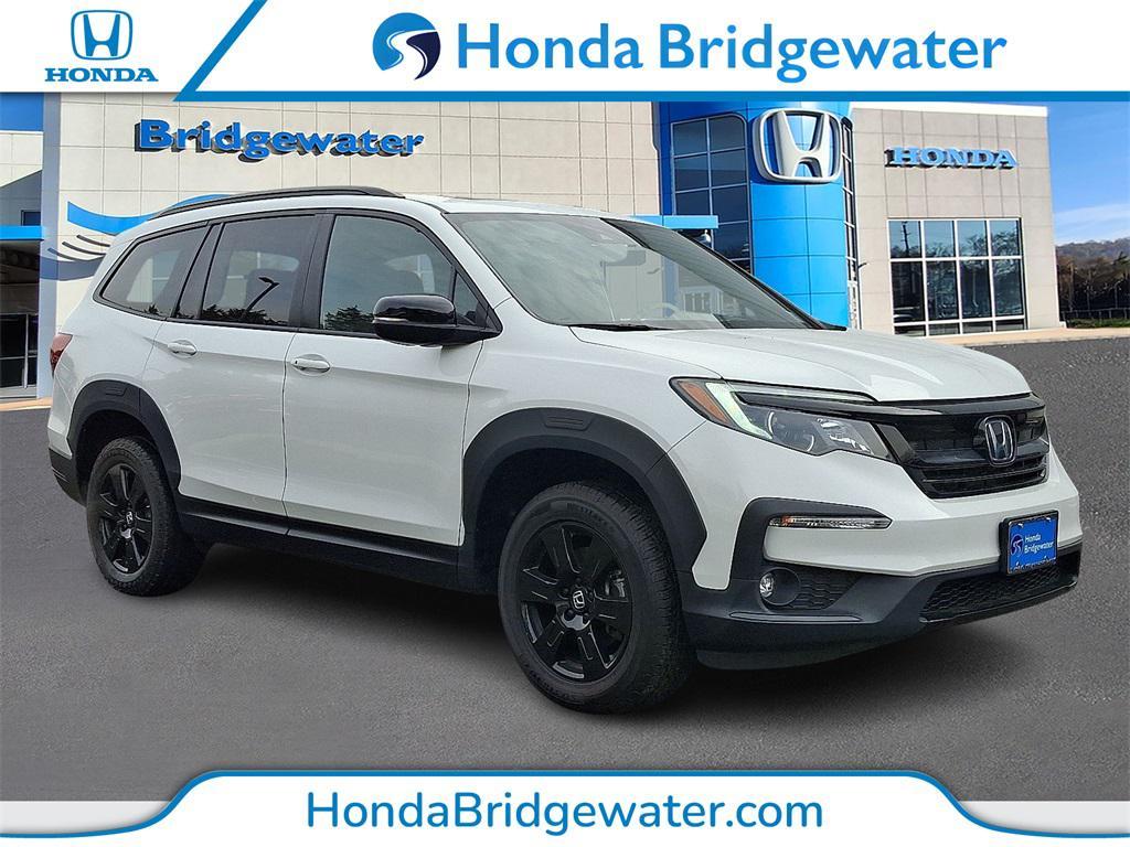 used 2022 Honda Pilot car, priced at $25,295