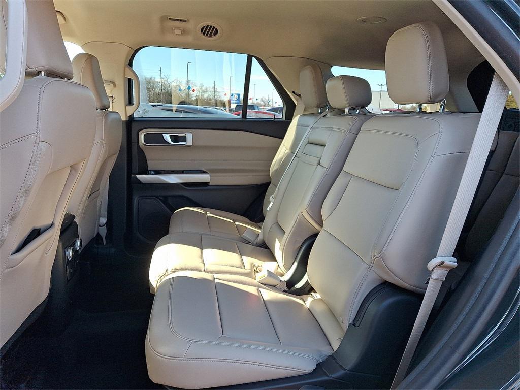 used 2022 Ford Explorer car, priced at $27,995