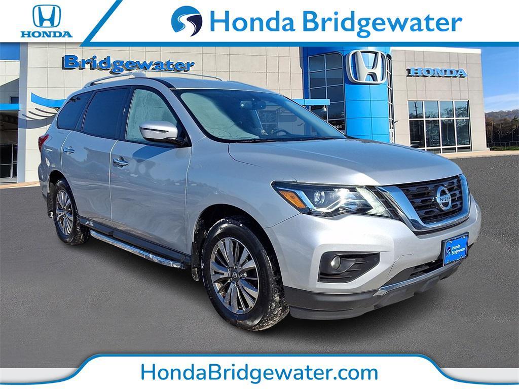 used 2018 Nissan Pathfinder car, priced at $9,995