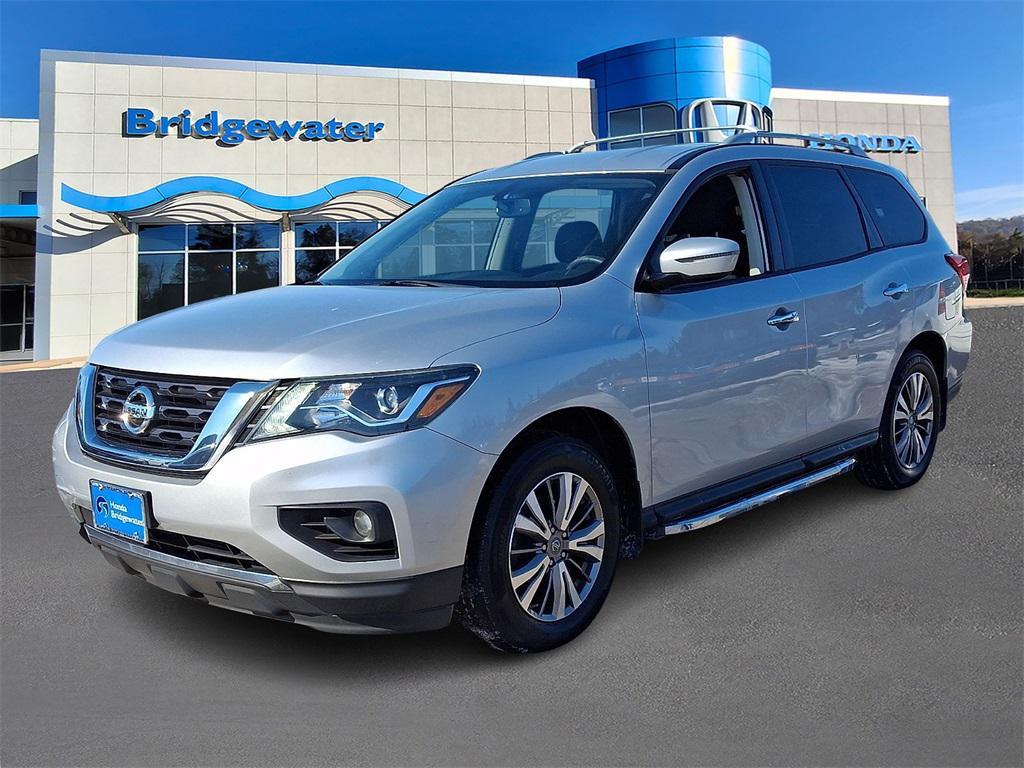 used 2018 Nissan Pathfinder car, priced at $9,995