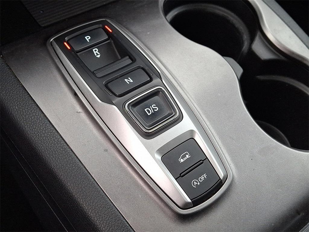 used 2022 Honda Pilot car, priced at $29,395