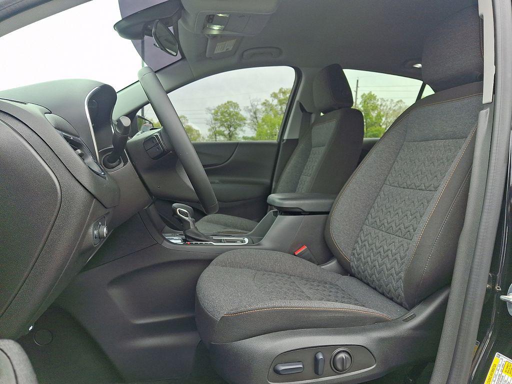 used 2024 Chevrolet Equinox car, priced at $23,695