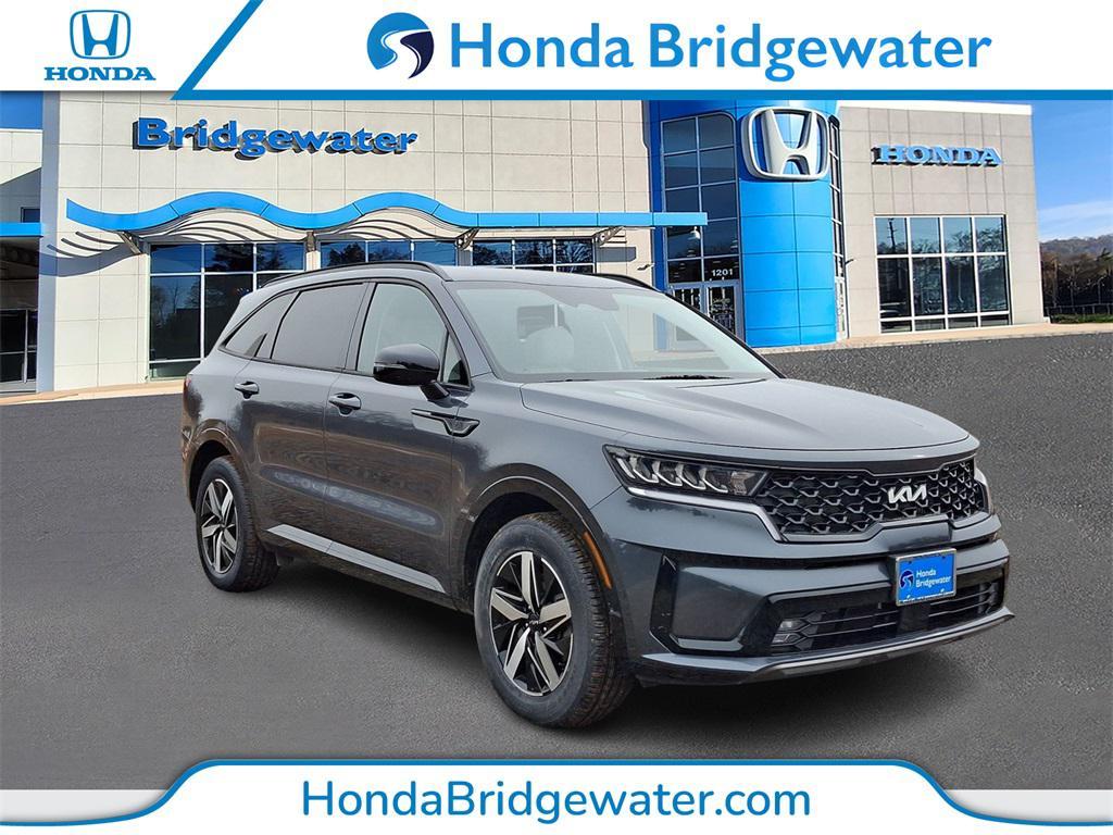 used 2022 Kia Sorento car, priced at $22,795