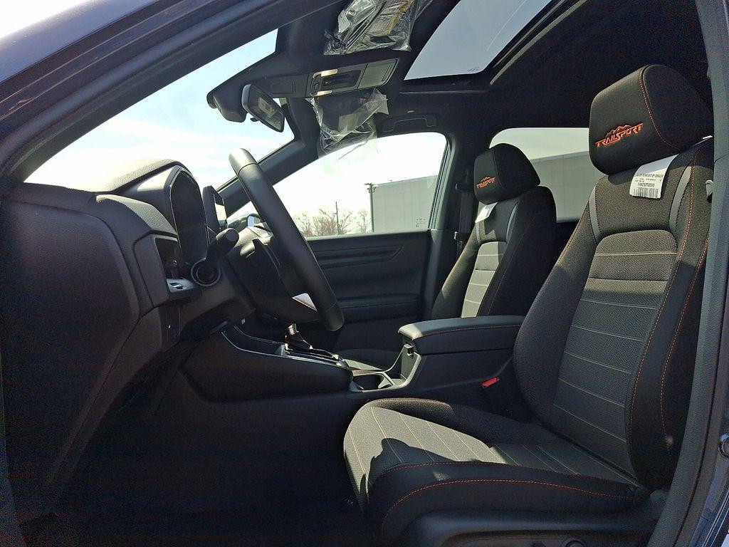 new 2026 Honda CR-V Hybrid car, priced at $40,250