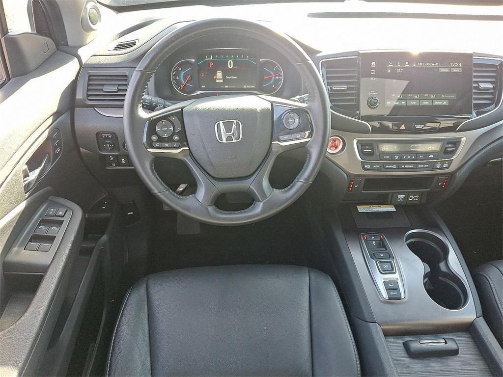 used 2022 Honda Pilot car, priced at $30,995