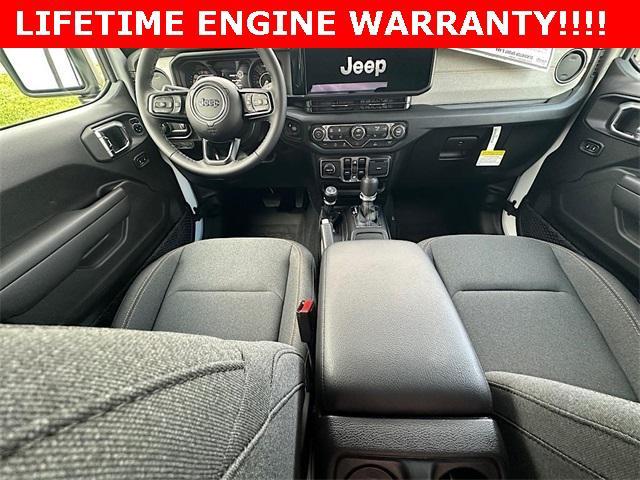 new 2026 Jeep Gladiator car, priced at $45,430