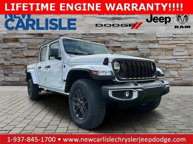 new 2026 Jeep Gladiator car, priced at $45,430