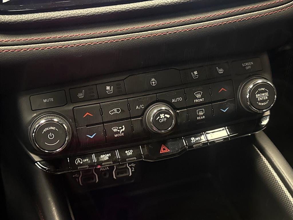 used 2024 Dodge Durango car, priced at $25,588