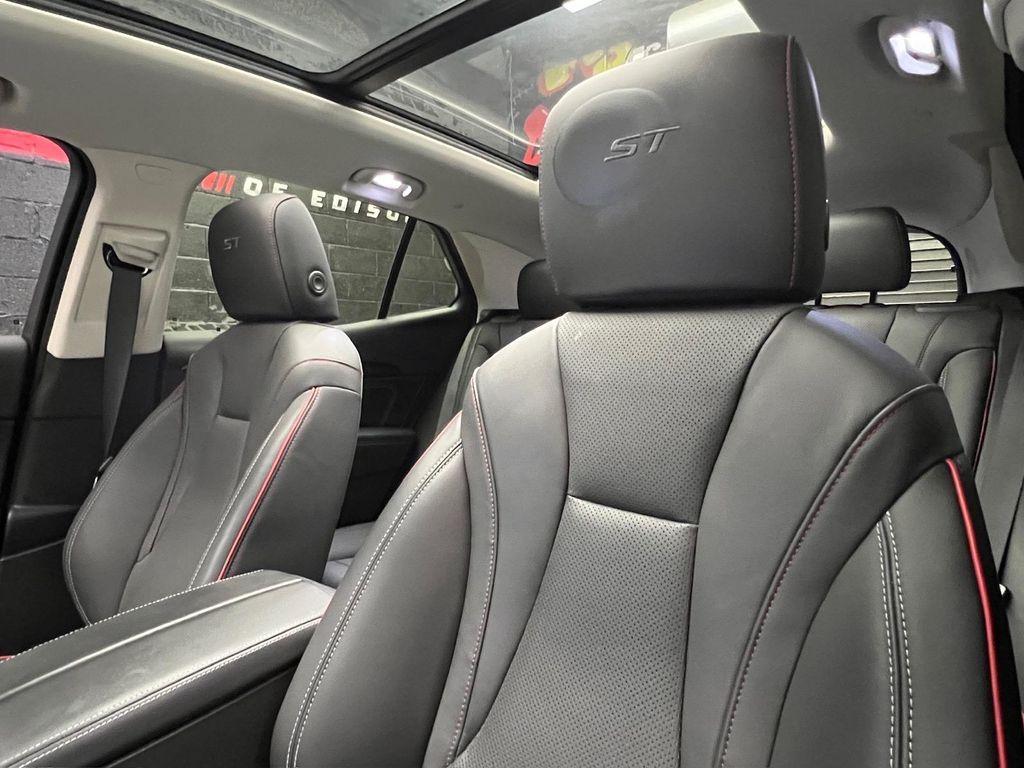 used 2023 Buick Envision car, priced at $24,488