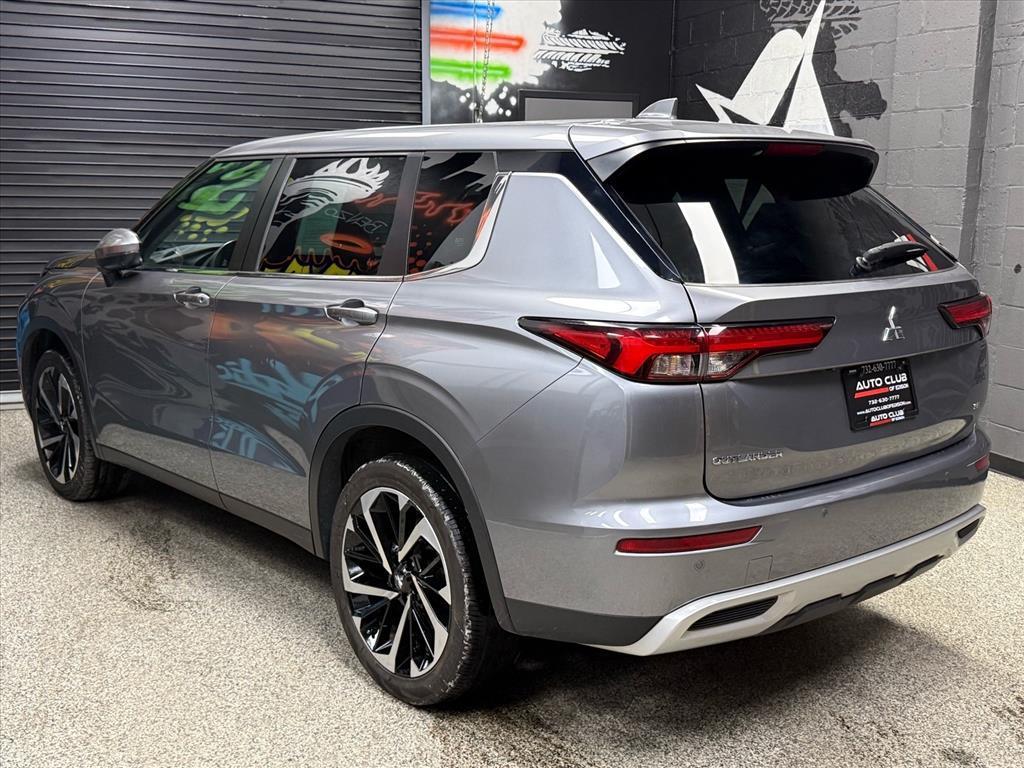 used 2023 Mitsubishi Outlander car, priced at $18,988
