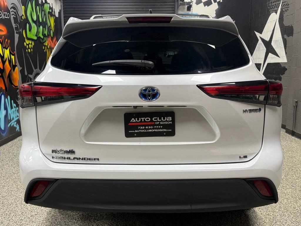 used 2023 Toyota Highlander Hybrid car, priced at $28,988