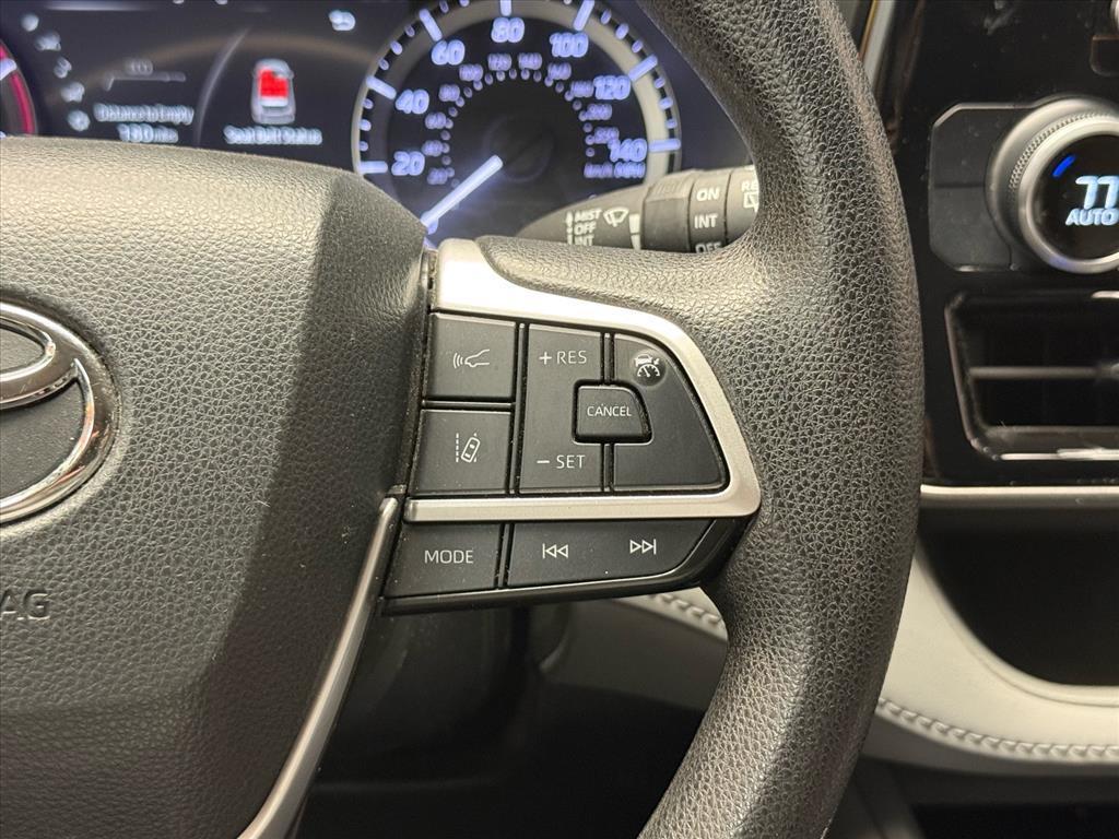 used 2023 Toyota Highlander car, priced at $26,988