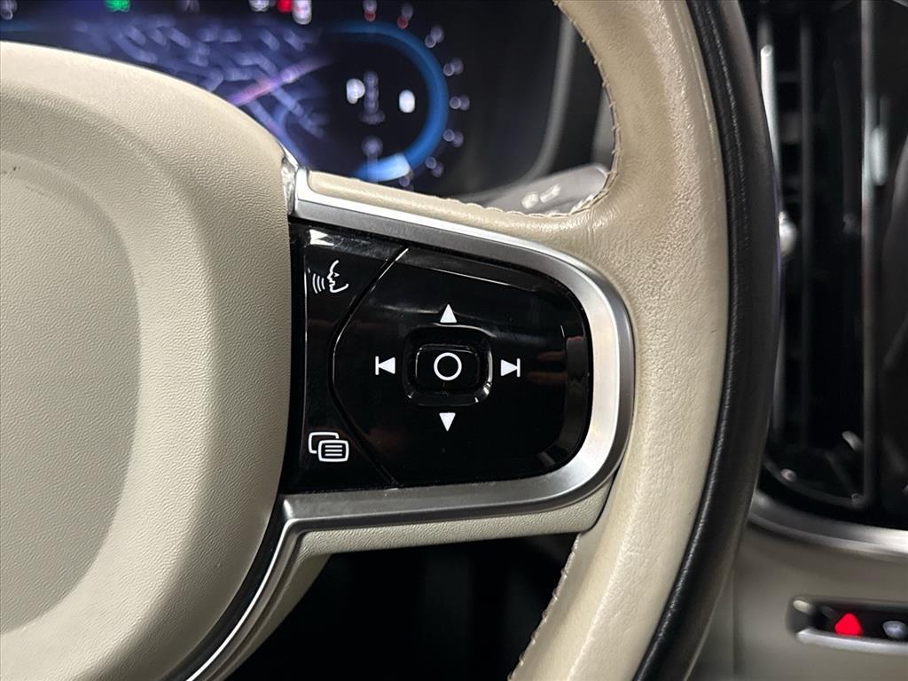 used 2024 Volvo S60 car, priced at $21,988