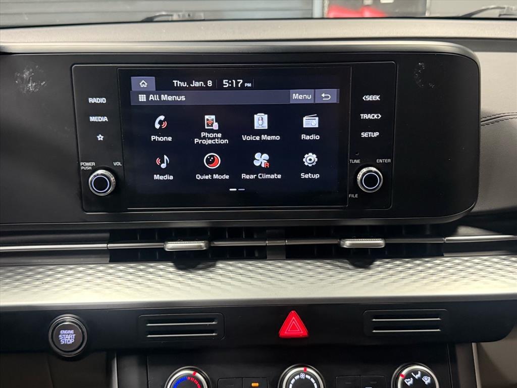 used 2024 Kia Carnival car, priced at $25,888