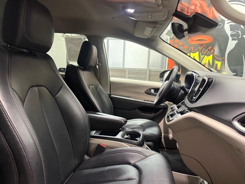 used 2024 Chrysler Pacifica car, priced at $21,488