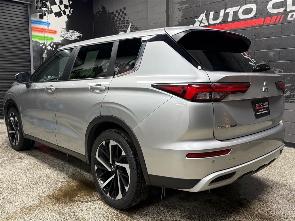 used 2024 Mitsubishi Outlander car, priced at $19,788