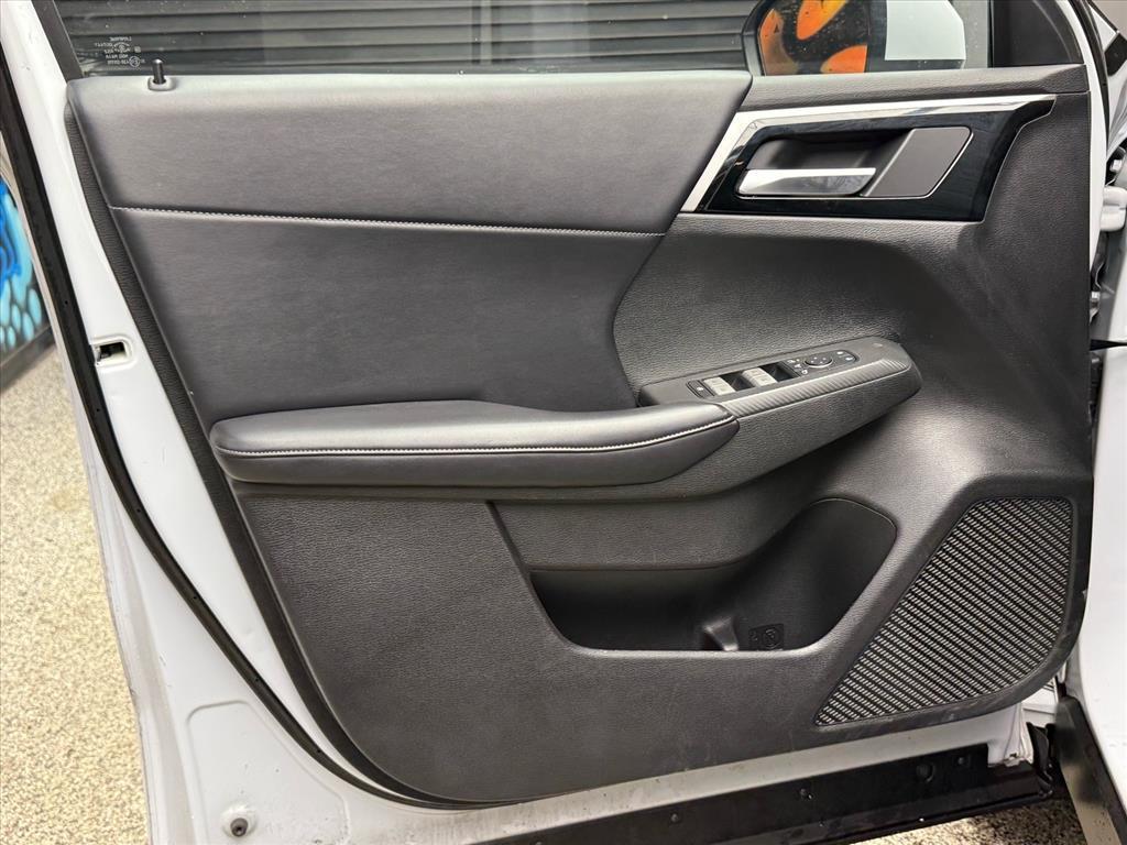 used 2024 Mitsubishi Outlander car, priced at $19,888