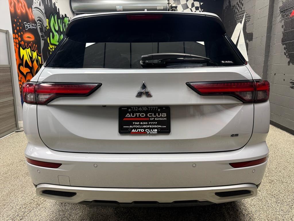 used 2024 Mitsubishi Outlander car, priced at $19,888