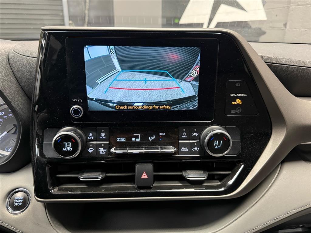 used 2023 Toyota Highlander car, priced at $27,288